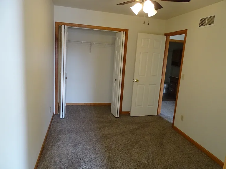 112 Marks Rd — Photo 10