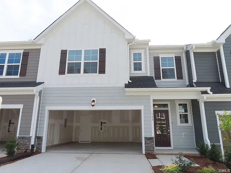 1528 Chirping Bird Ct — Photo 12