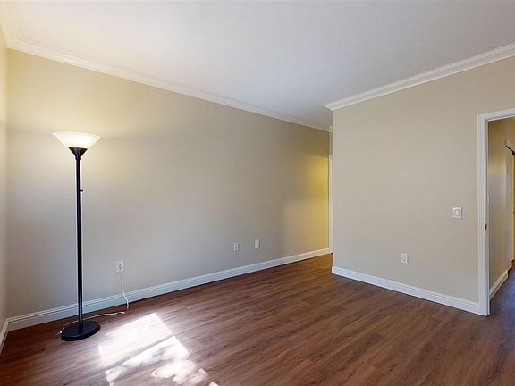 4th image of 22 Polohina Ln APT 2