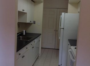 1712 Valley Dr, West Chester, PA 19382
