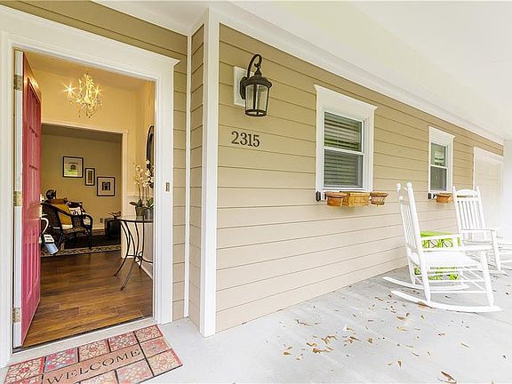 3rd image of 2315 Hills Lane Dr SE