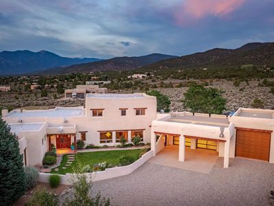 1429 Monterey Dr, Taos, NM, 87571