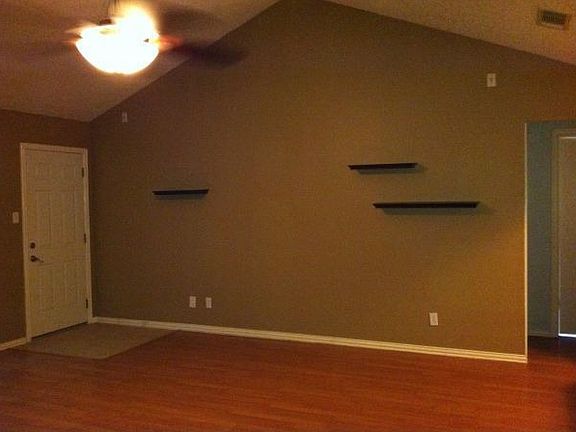 3rd image of 1304B Coleman Ct