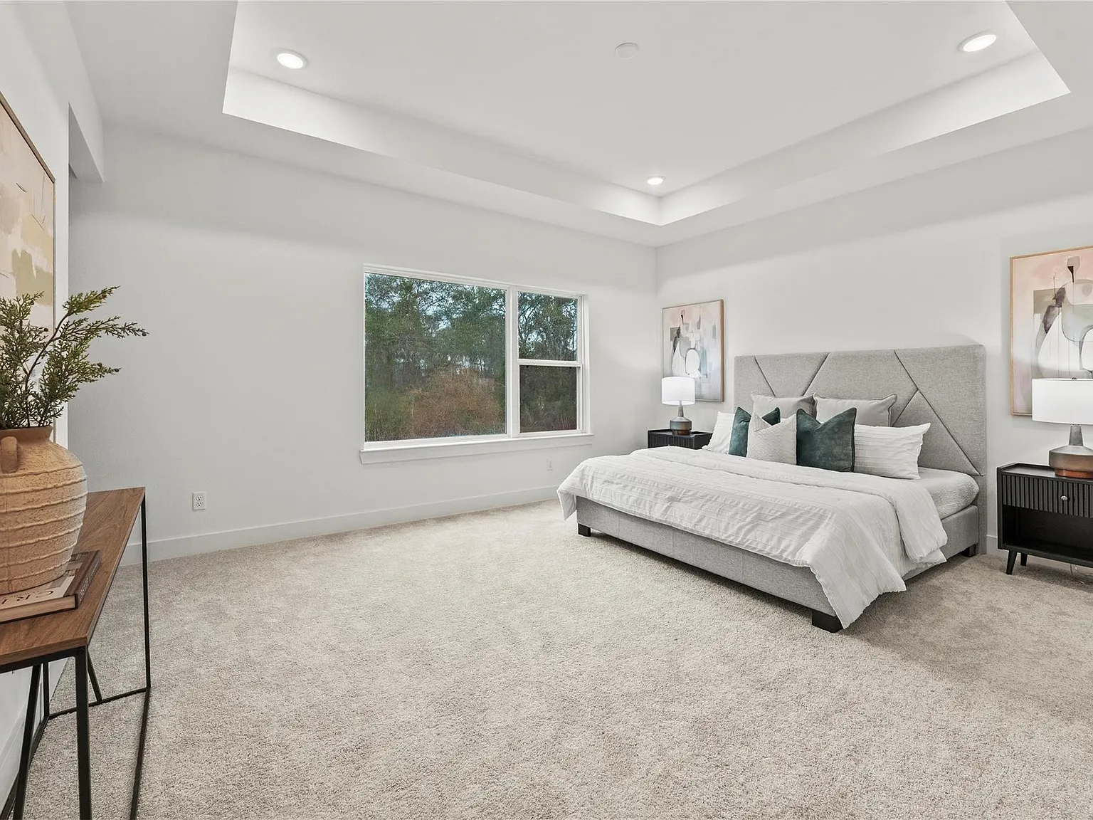 3 bed, 2.5 bath, 1658 sqft, $2,500 — Photo 3