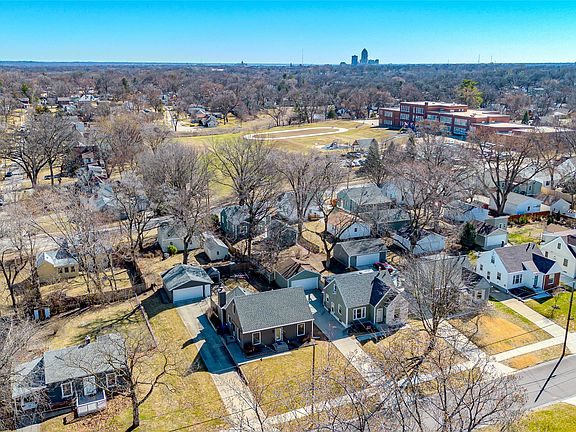 3rd image of 1717 45th St