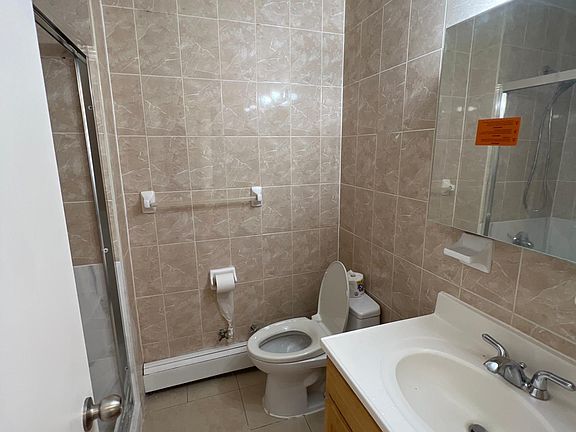 3rd image of 13522 Coolidge Ave #3F