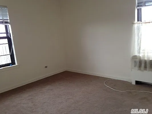 Sold by Douglas Elliman | media 24