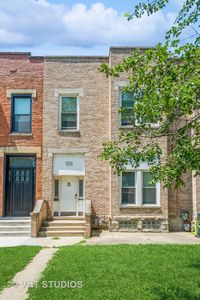 920 S Bishop St, Chicago, IL, 60607