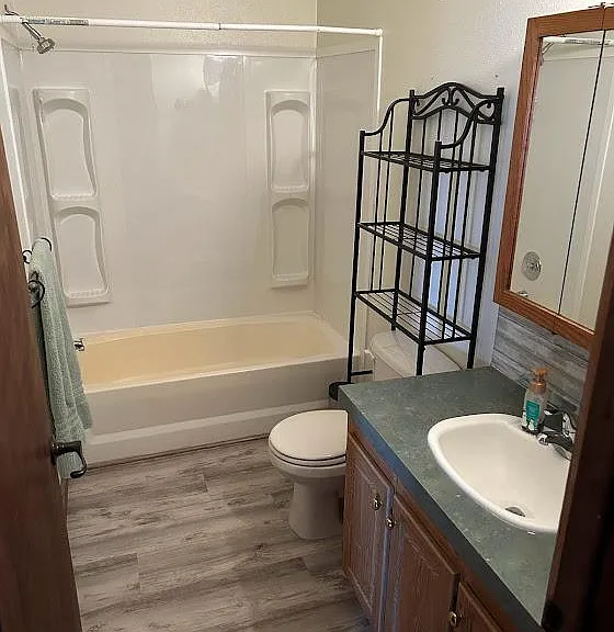 6683 Glendale Rd — Photo 5