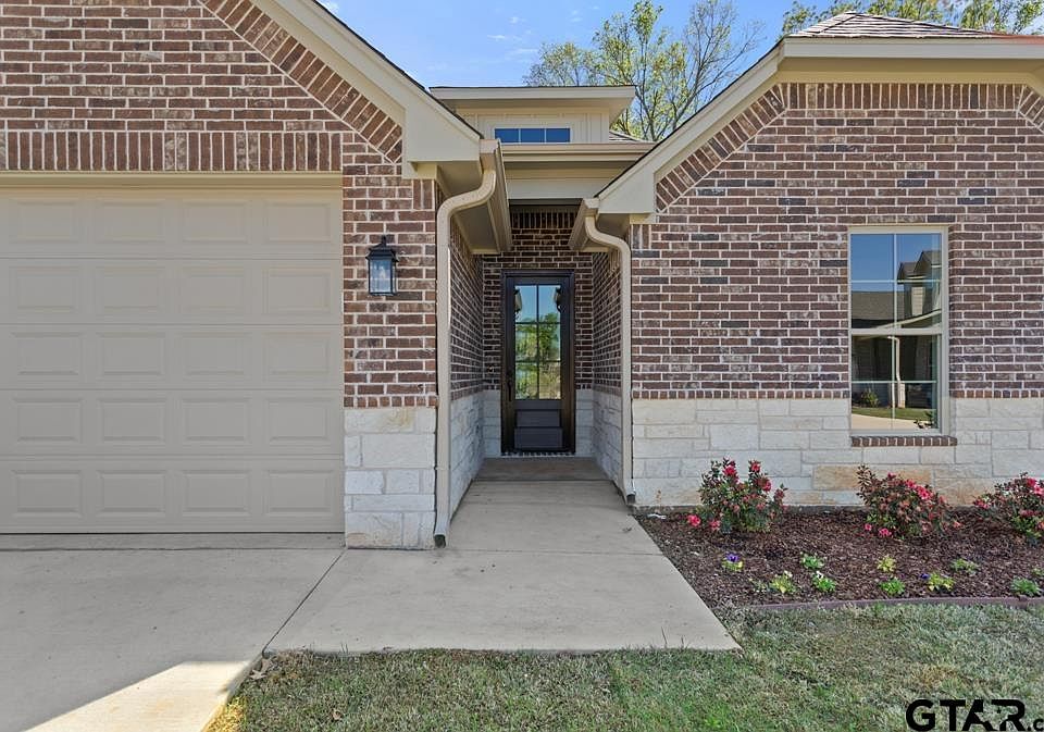 1st image of 492 Preston Rdg