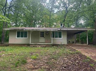 78 Saskatchewan Dr, Cherokee Village, AR 72529