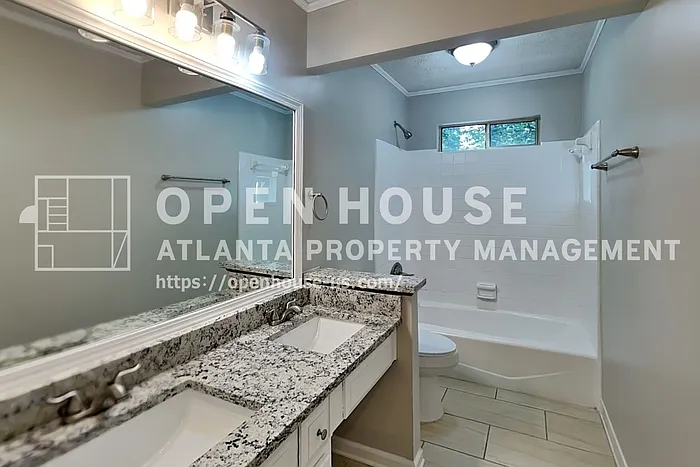 1302 Milstead Trce NE — Photo 17