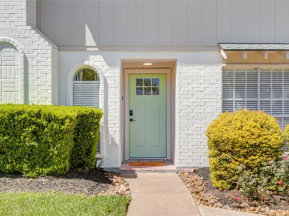 13003 Rolling Valley Dr, Cypress, TX 77429