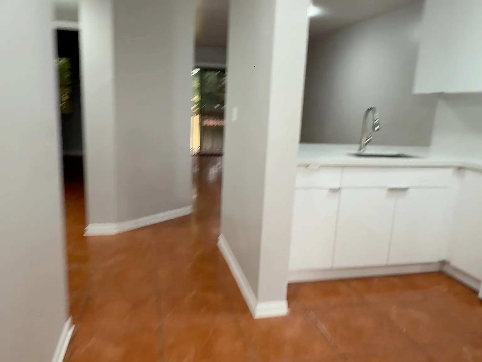 2 bed, 720 sqft, $1,750 — Photo 3