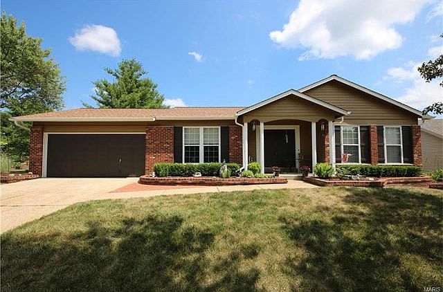 1st image of 16544 Birch Forest Dr