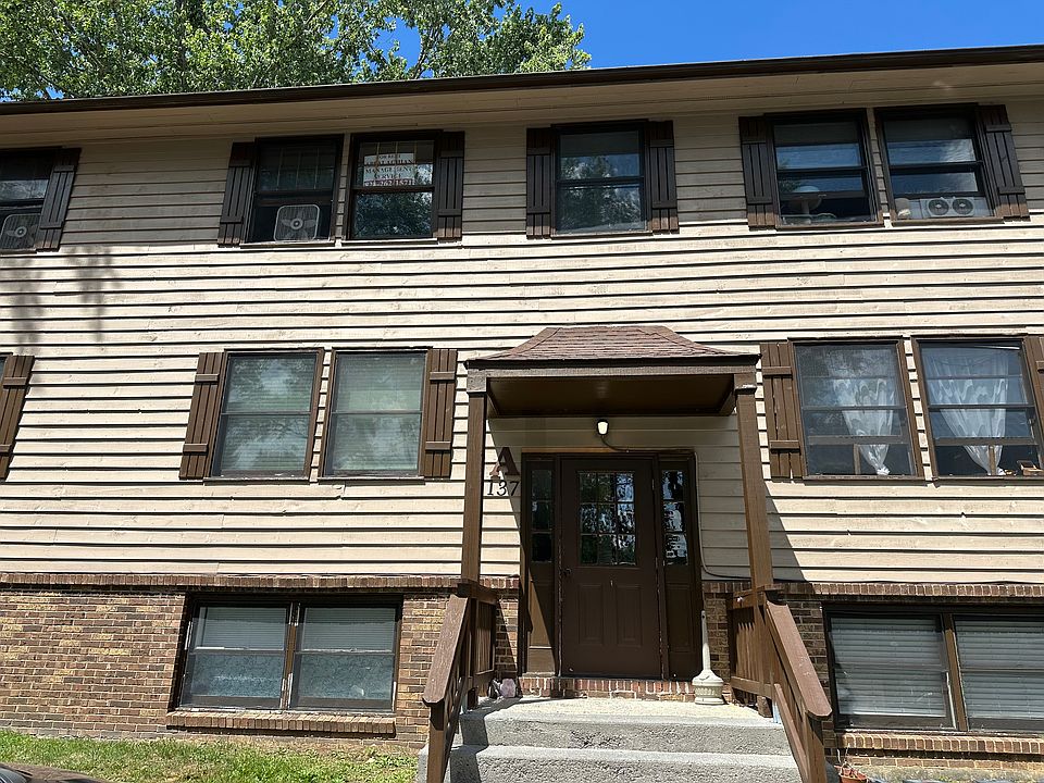1st image of 137 Stoneybrook Ct Unit A2