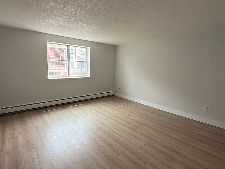 162 Summer St #42AF — Photo 10
