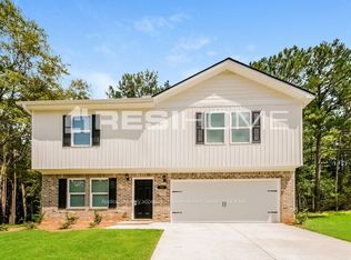 30 Sonya Cir, Covington, GA 30016