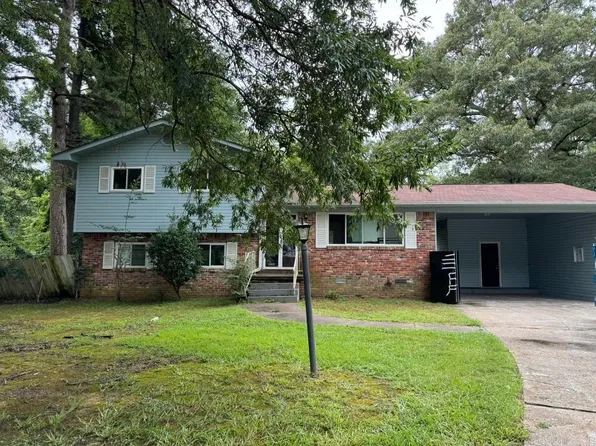 4 Regency Ct, Little Rock, AR 72209