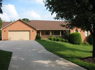 3539 Brookfield Xing, Knoxville, TN 37921