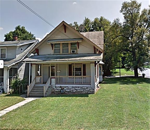 2nd image of 1149 Rowland Ave
