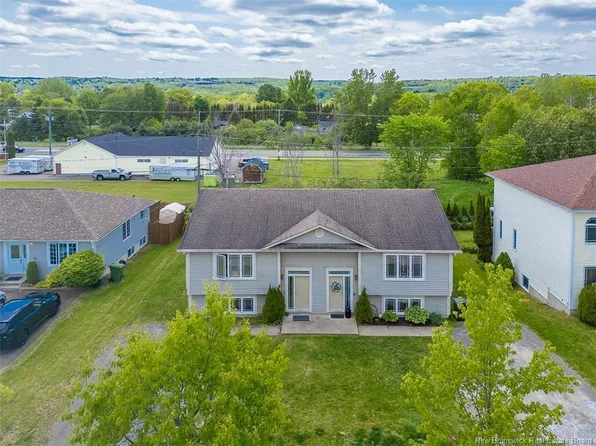 19 Katrina Dr #17, Fredericton, NB E3G 0B1