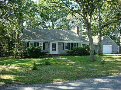 1st image of 17 Essex Way
