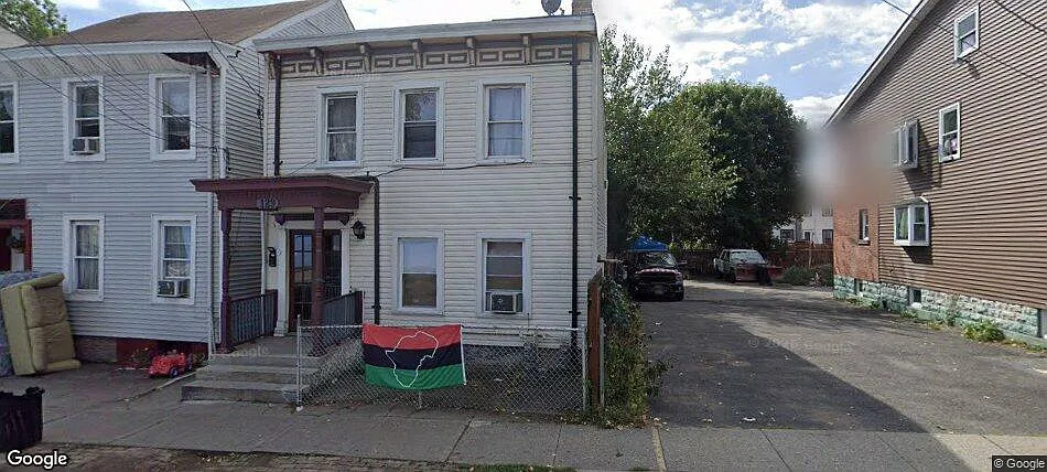 129 W Parmenter St #2