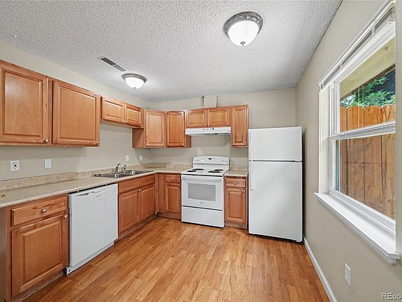 3rd image of 3280 Madison Ave APT 2