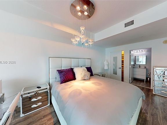 4th image of 60 SW 13th St #22L