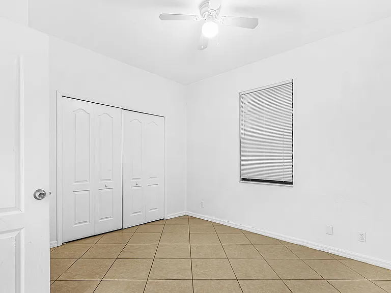 831 NW 30th St — Photo 9