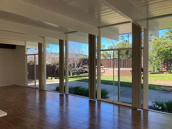4th image of 15 Turtle Bay Pl