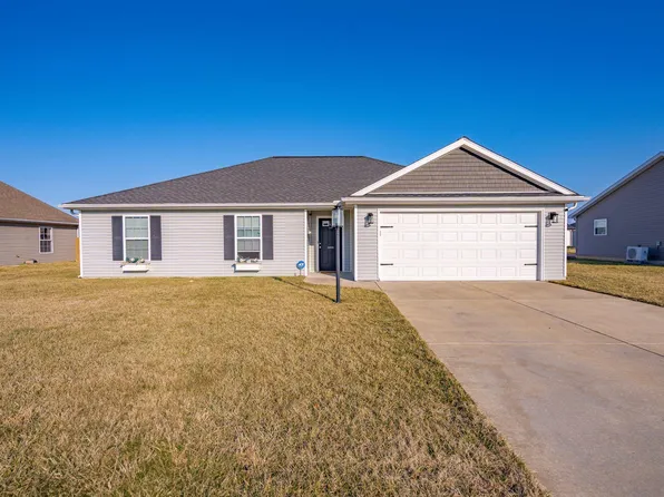 359 Wabash Cir, Chandler, IN 47610