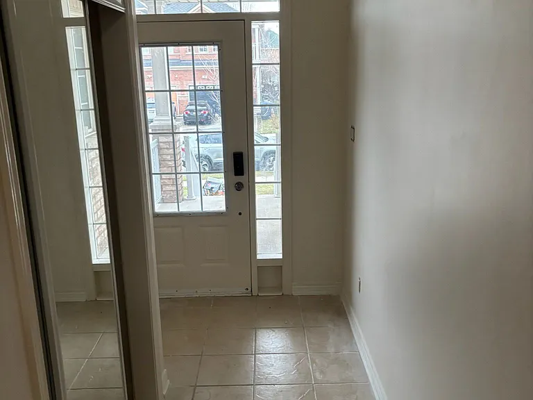 39 Palm Tree Rd — Photo 3