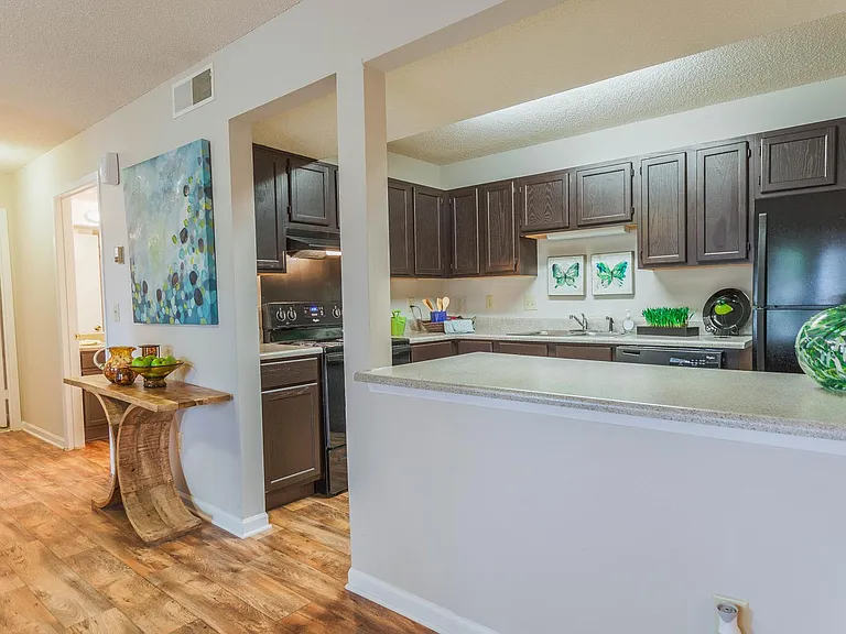Northfield Commons Apartments — Photo 3
