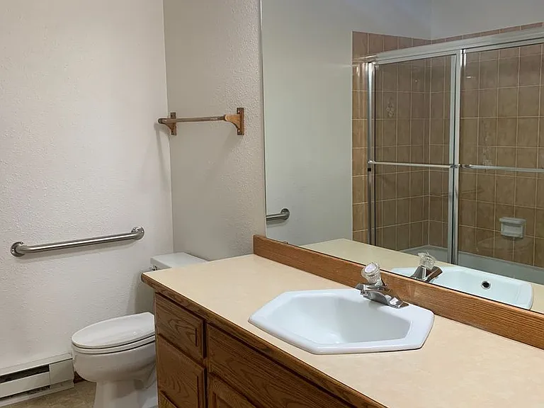 2243 George St #1-8 — Photo 6