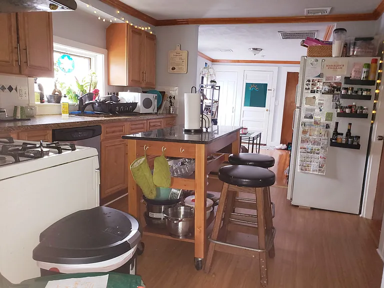 29 Linden St — Photo 17