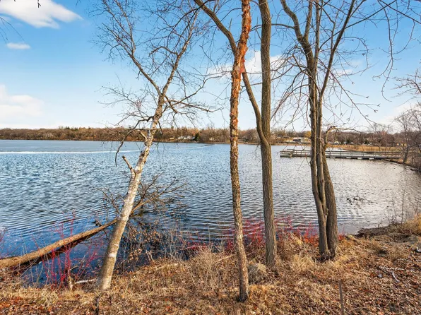 213 McCarrons Pl W, Saint Paul, MN 55113