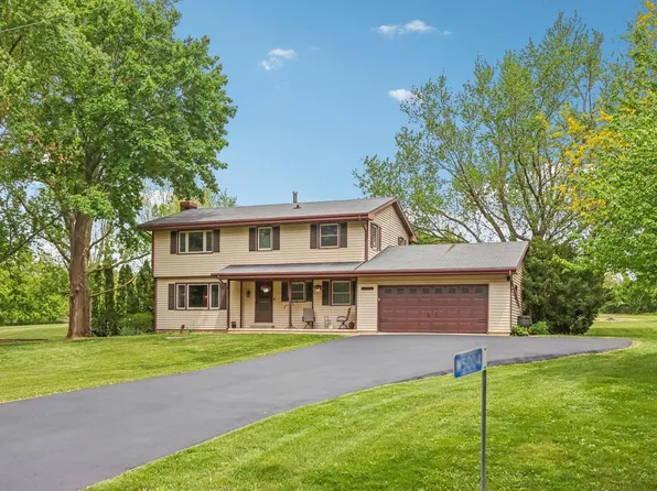 W5004 Cobblestone ROAD, Walworth, WI 53184