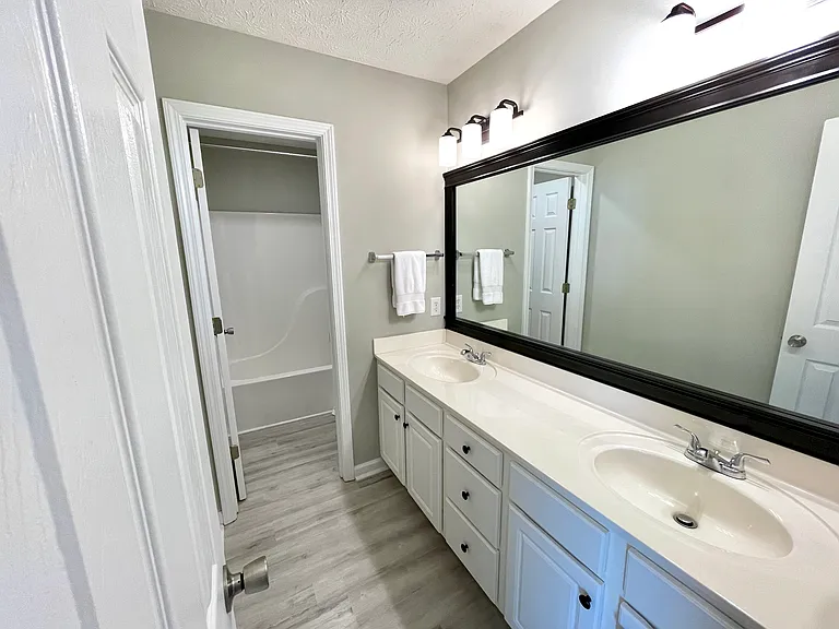 2495 Chancellor Ridge Rd — Photo 13