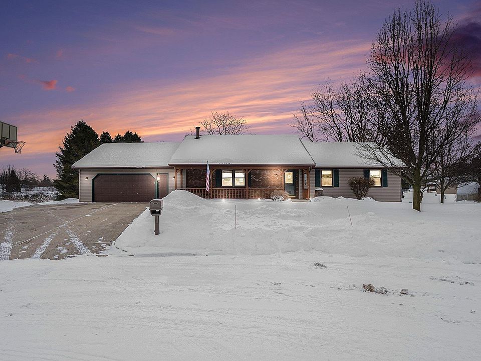 1st image of 59690 Thornberry Ct