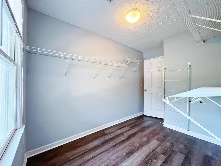 3060 Oak Meadow Dr — Photo 23