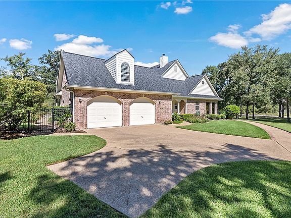 5th image of 1102 Faraway Island Dr