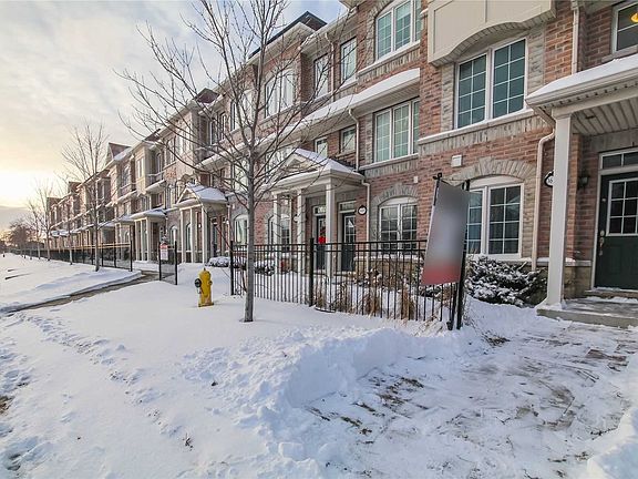 2nd image of 3644 A Saint Clair Ave E