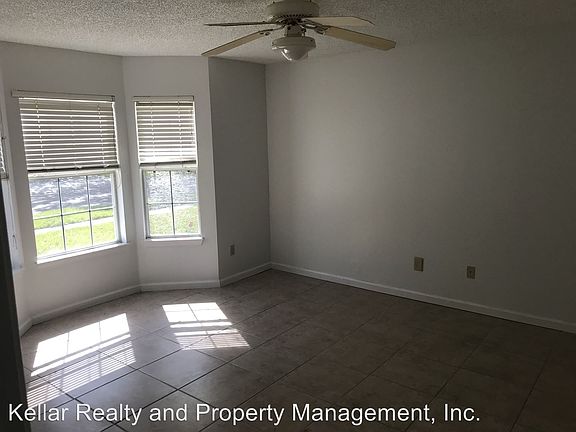 4th image of 1807 Sheraton Lakes Cir