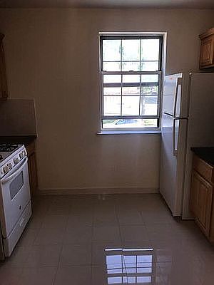 1st image of 77-32 Vleigh Pl #82F