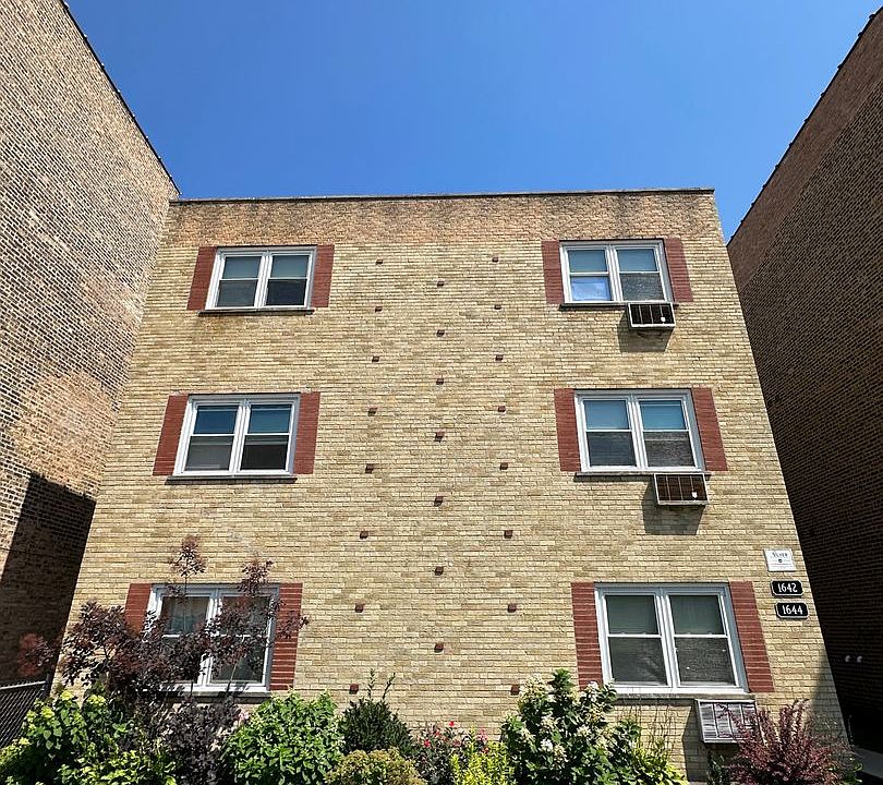 1st image of 1642-44 W Morse Ave #1644-3W