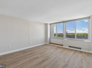604 S Washington Sq #36-913, Philadelphia, PA 19106