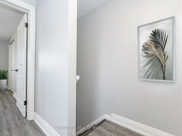 135 Pollock Ave — Photo 10