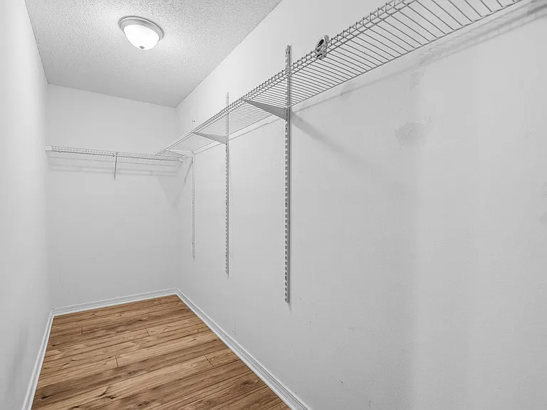 3998 Lauren Ct — Photo 16